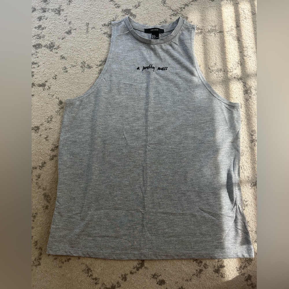 Forever 21 Heather Gray Casual Tee